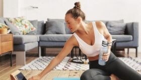 Los artículos promocionales personalizados, un activo real para su empresa Artículos promocionales personalizados - soporte para tableta